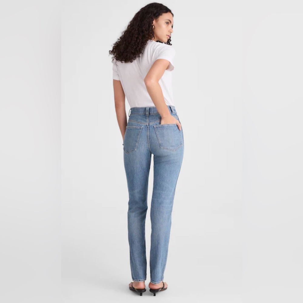 Madewell: The Perfect Vintage Jean - Picture 4 of 13
